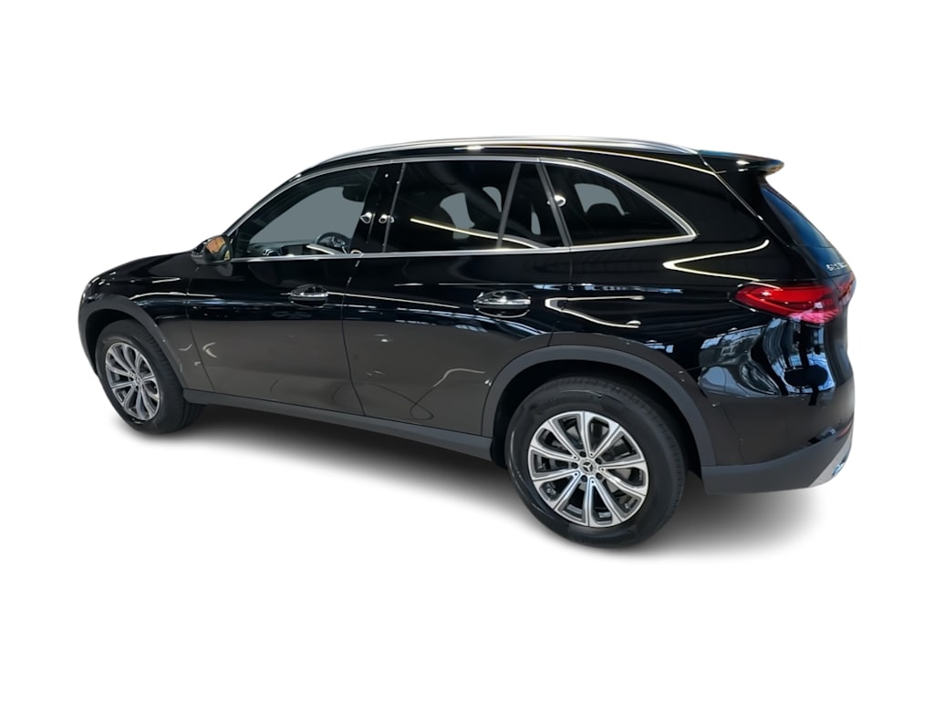 Thumbnail: 2026 Mercedes-Benz GLC - 23