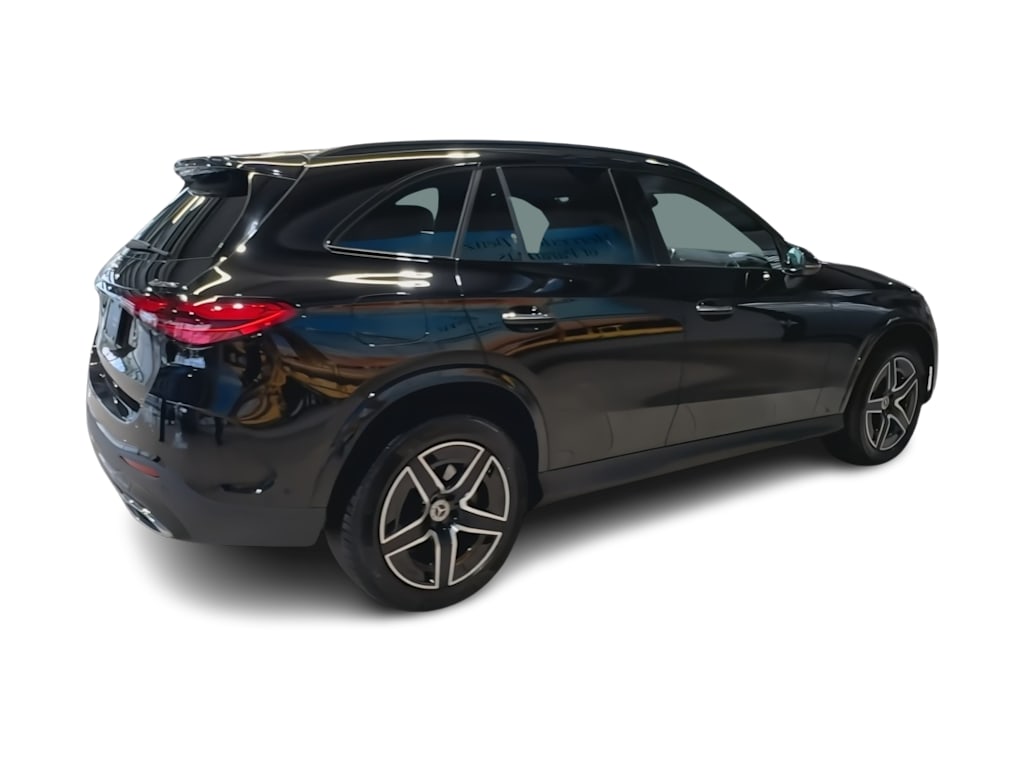 Thumbnail: 2026 Mercedes-Benz GLC - 24