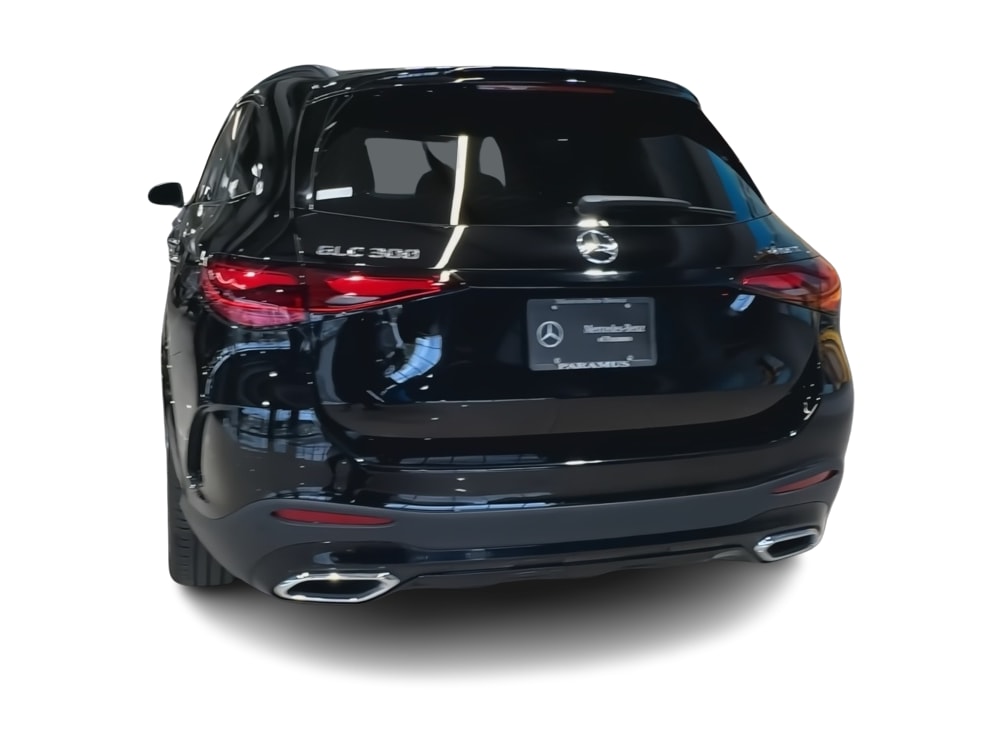 Thumbnail: 2026 Mercedes-Benz GLC - 22