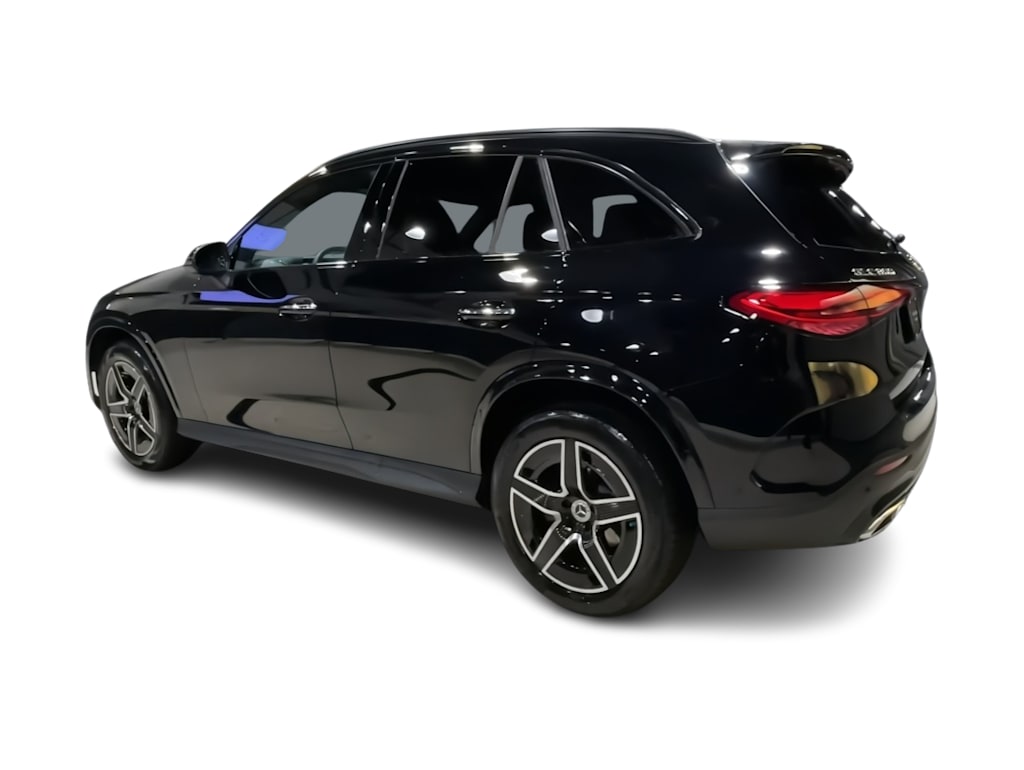 Thumbnail: 2025 Mercedes-Benz GLC - 23