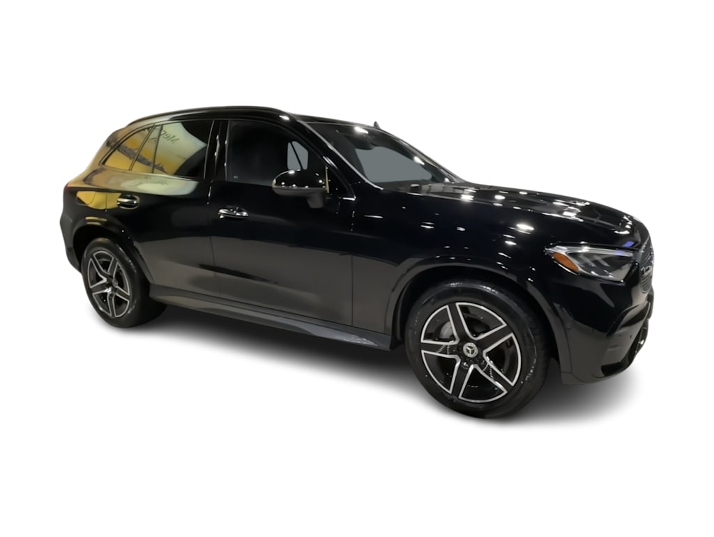 Thumbnail: 2025 Mercedes-Benz GLC - 19