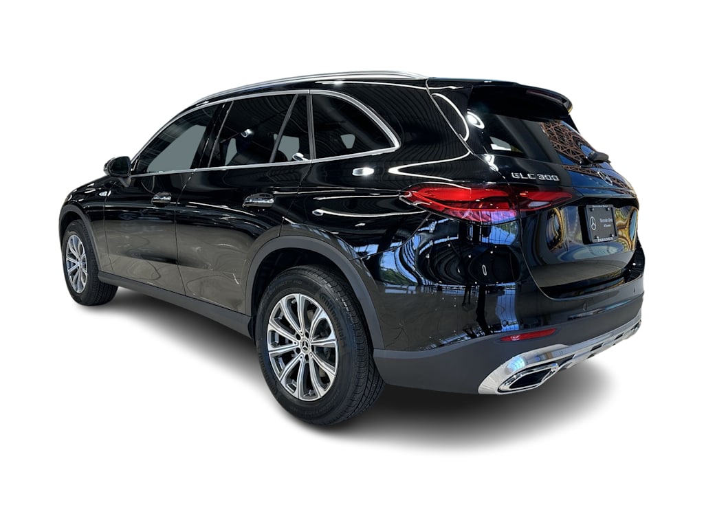 Thumbnail: 2026 Mercedes-Benz GLC - 4