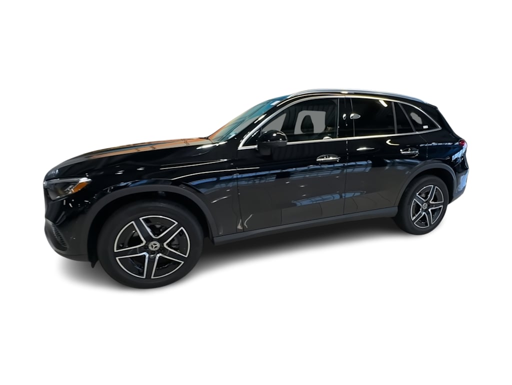 Thumbnail: 2026 Mercedes-Benz GLC - 3