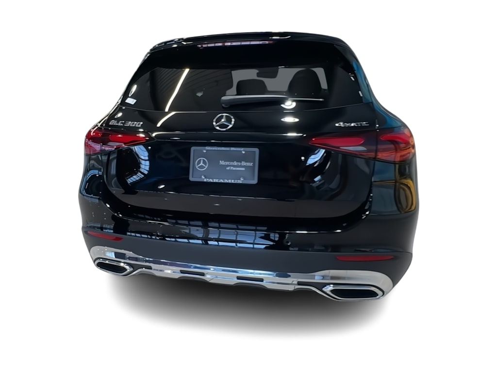 Thumbnail: 2026 Mercedes-Benz GLC - 23