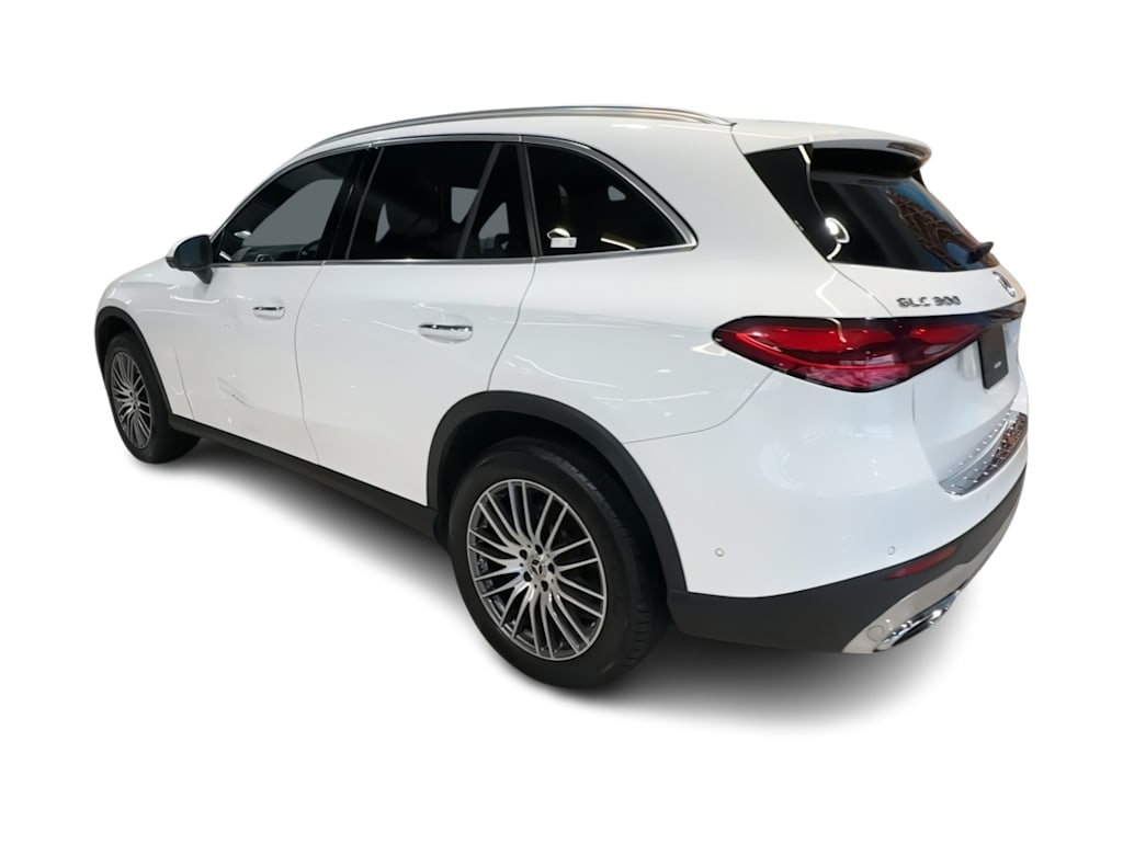 Thumbnail: 2023 Mercedes-Benz GLC - 4