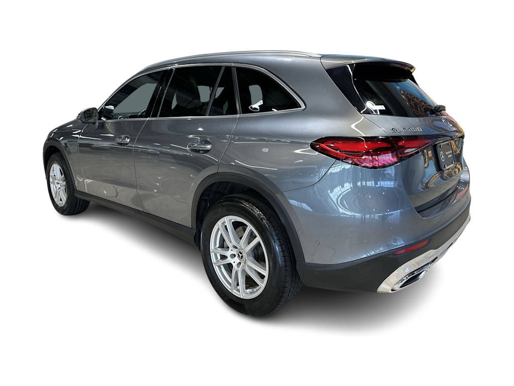 Thumbnail: 2023 Mercedes-Benz GLC - 30