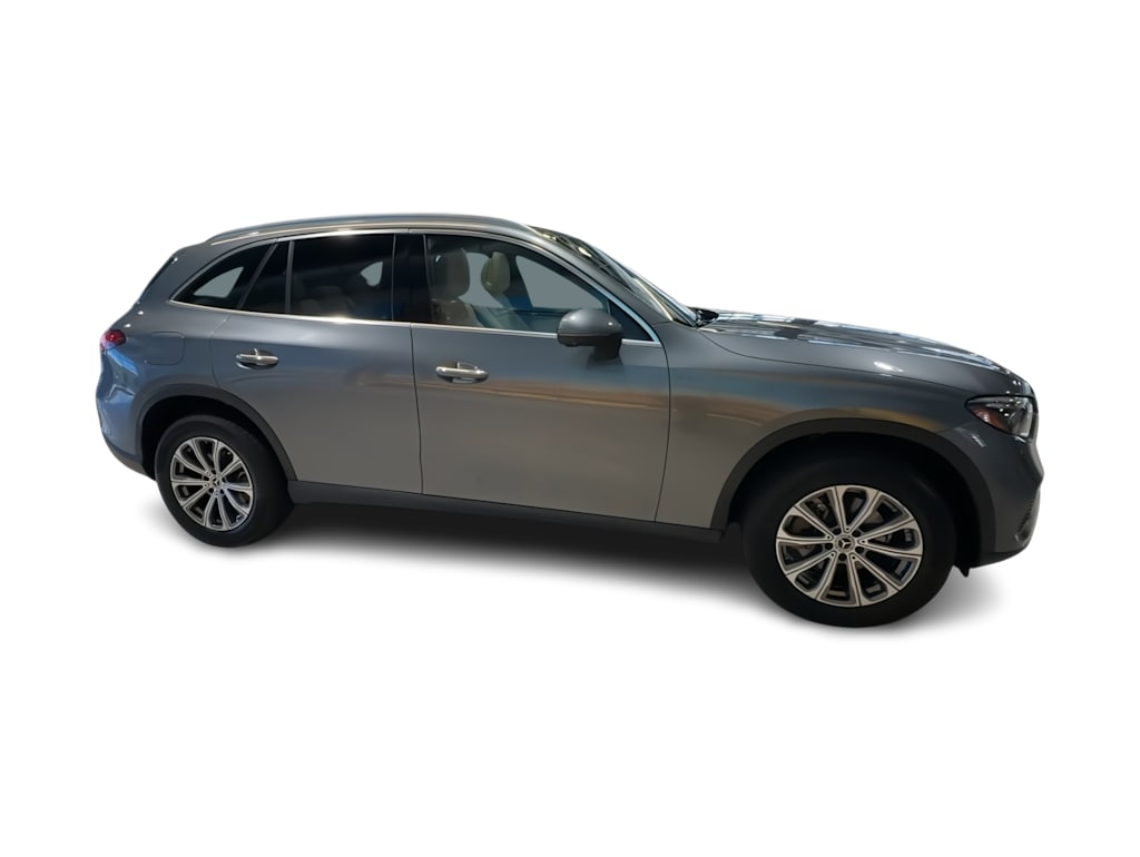 Thumbnail: 2023 Mercedes-Benz GLC - 26