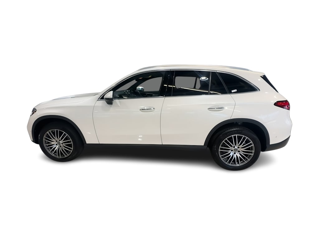 Thumbnail: 2023 Mercedes-Benz GLC - 22