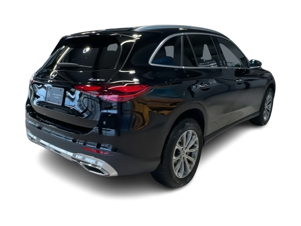 Thumbnail: 2026 Mercedes-Benz GLC - 27