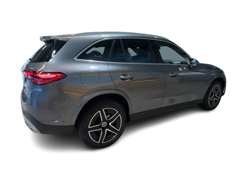 Thumbnail: 2023 Mercedes-Benz GLC - 24
