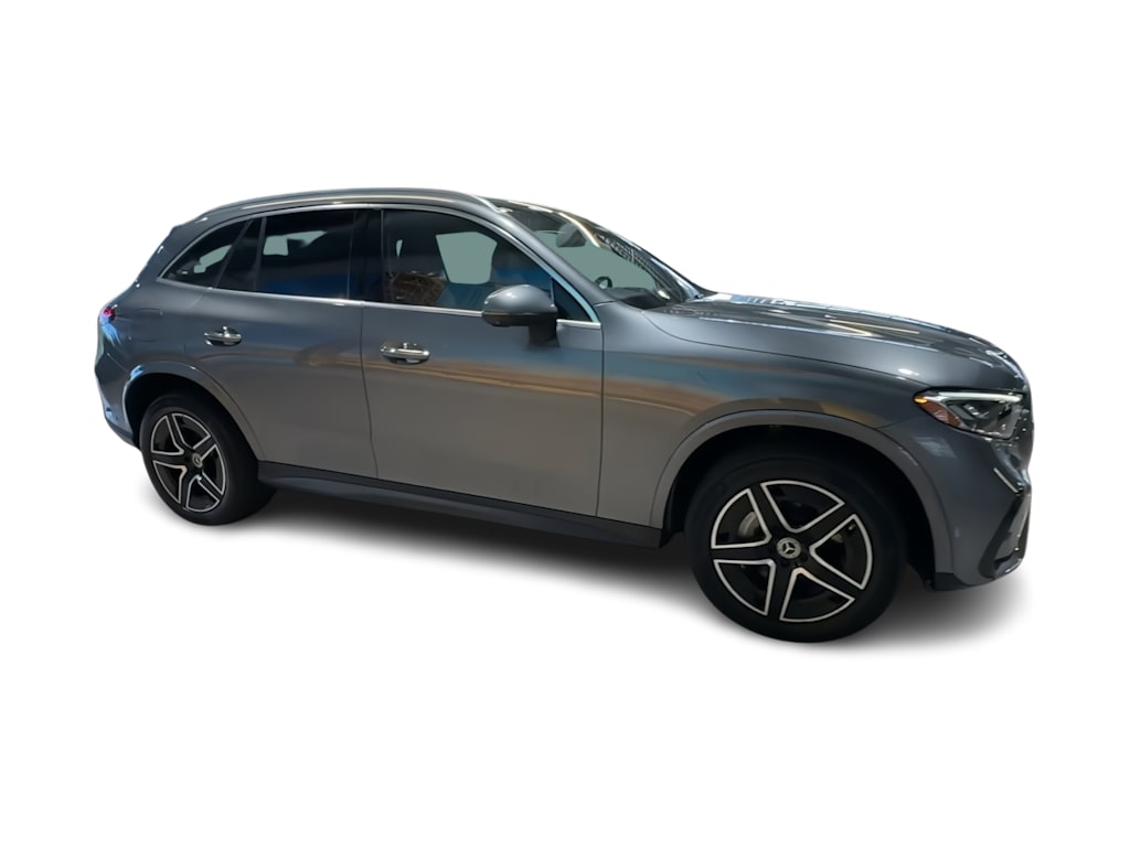 Thumbnail: 2023 Mercedes-Benz GLC - 26