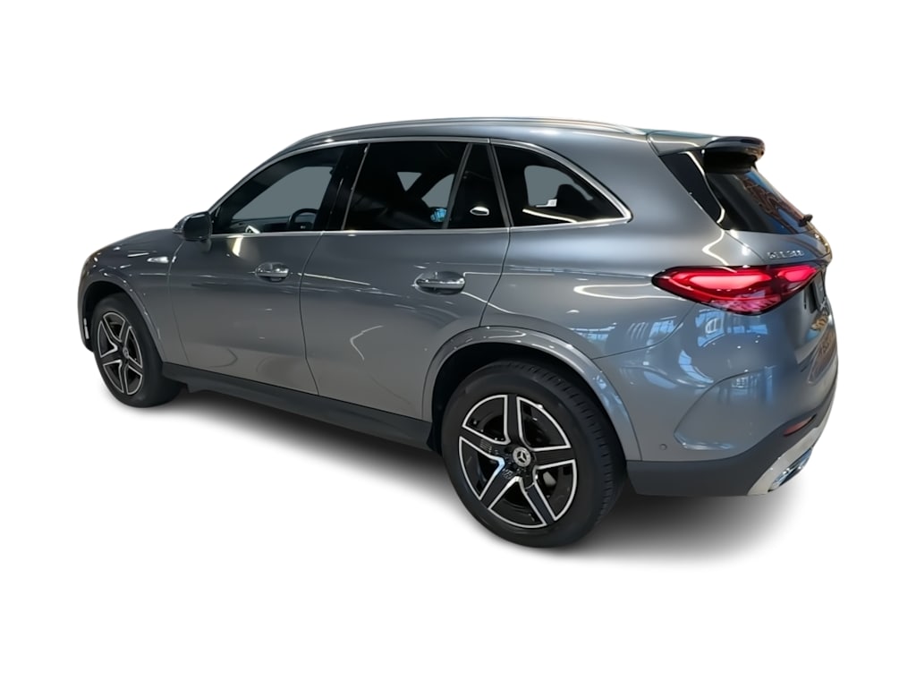 Thumbnail: 2023 Mercedes-Benz GLC - 22