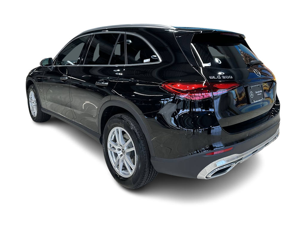 Thumbnail: 2023 Mercedes-Benz GLC - 27