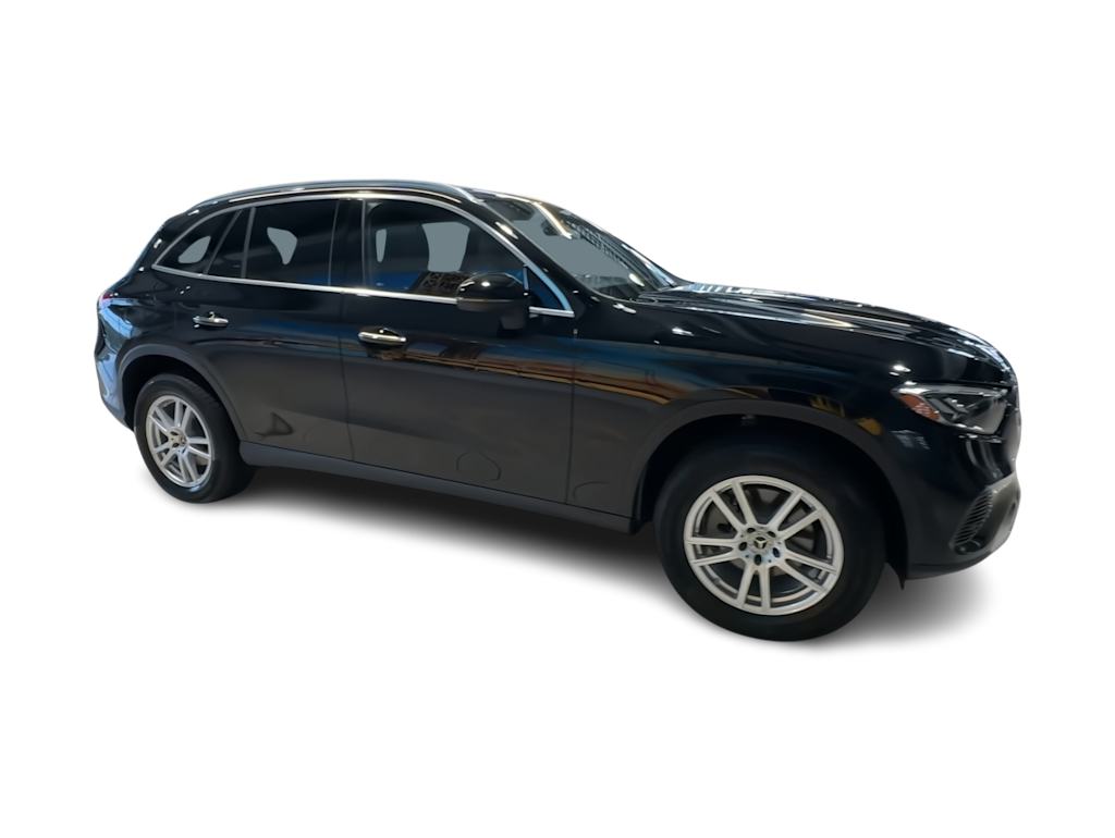 Thumbnail: 2023 Mercedes-Benz GLC - 25