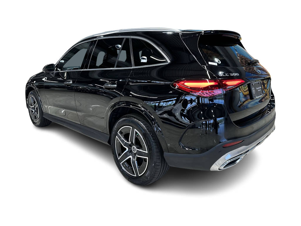Thumbnail: 2024 Mercedes-Benz GLC - 29