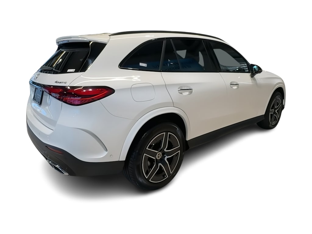 Thumbnail: 2025 Mercedes-Benz GLC - 24