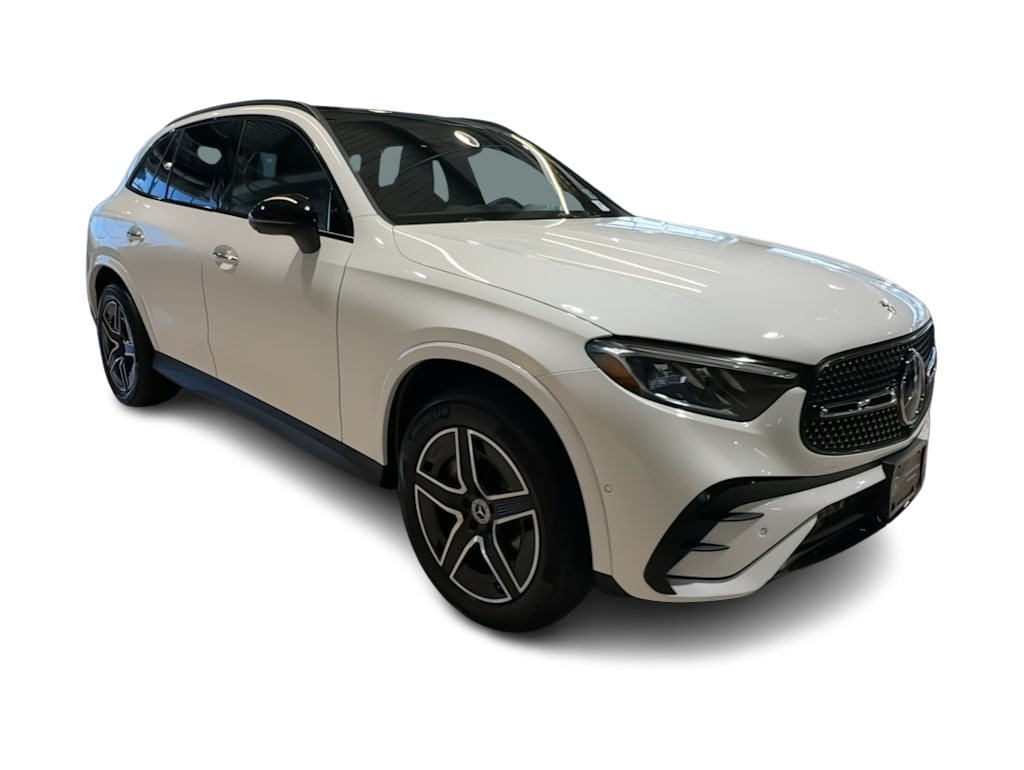 Thumbnail: 2025 Mercedes-Benz GLC - 18