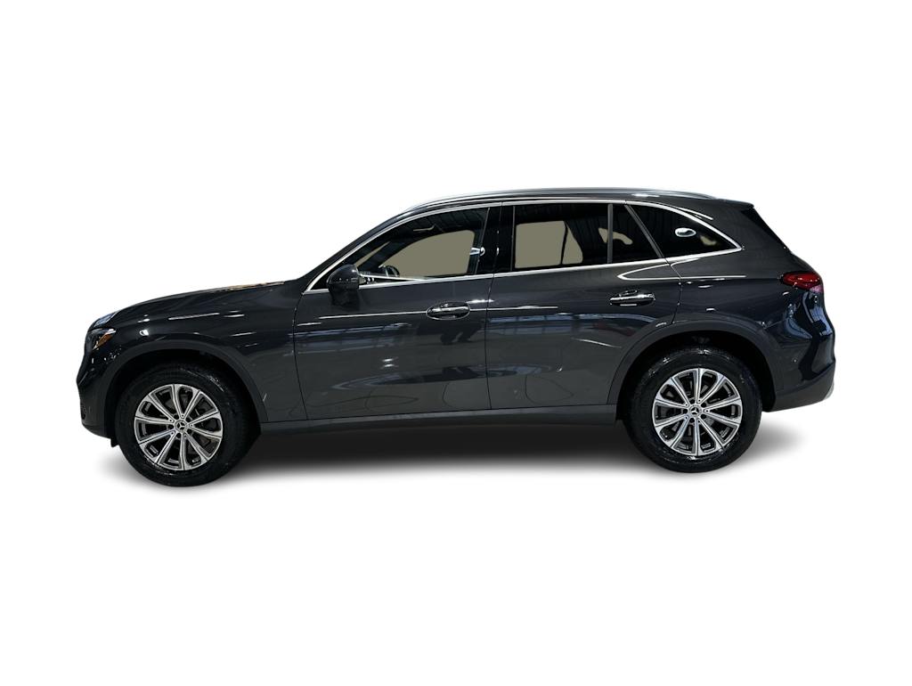 Thumbnail: 2026 Mercedes-Benz GLC - 28