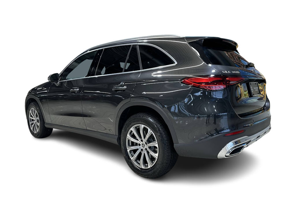 Thumbnail: 2026 Mercedes-Benz GLC - 29