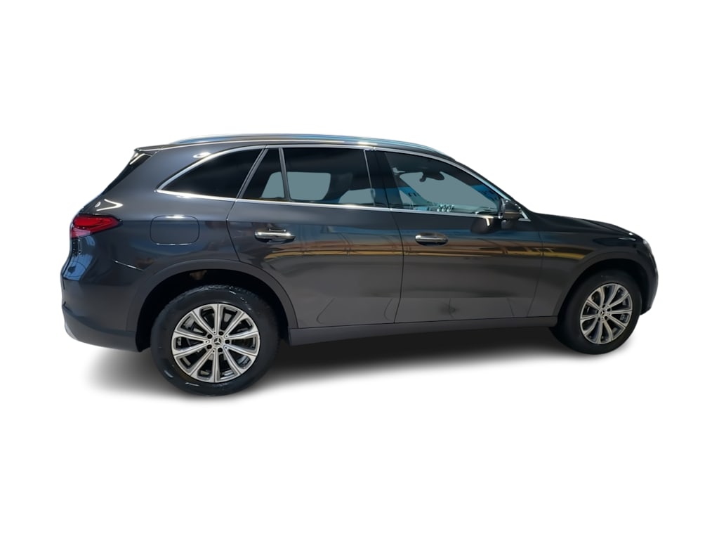 Thumbnail: 2026 Mercedes-Benz GLC - 26