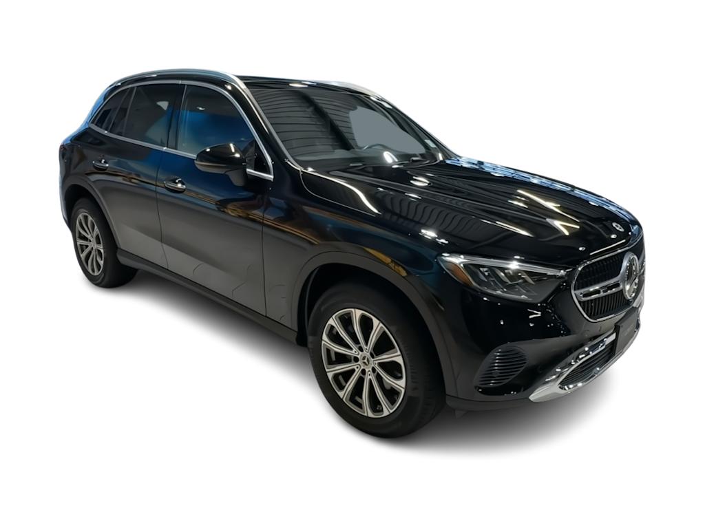 Thumbnail: 2026 Mercedes-Benz GLC - 18