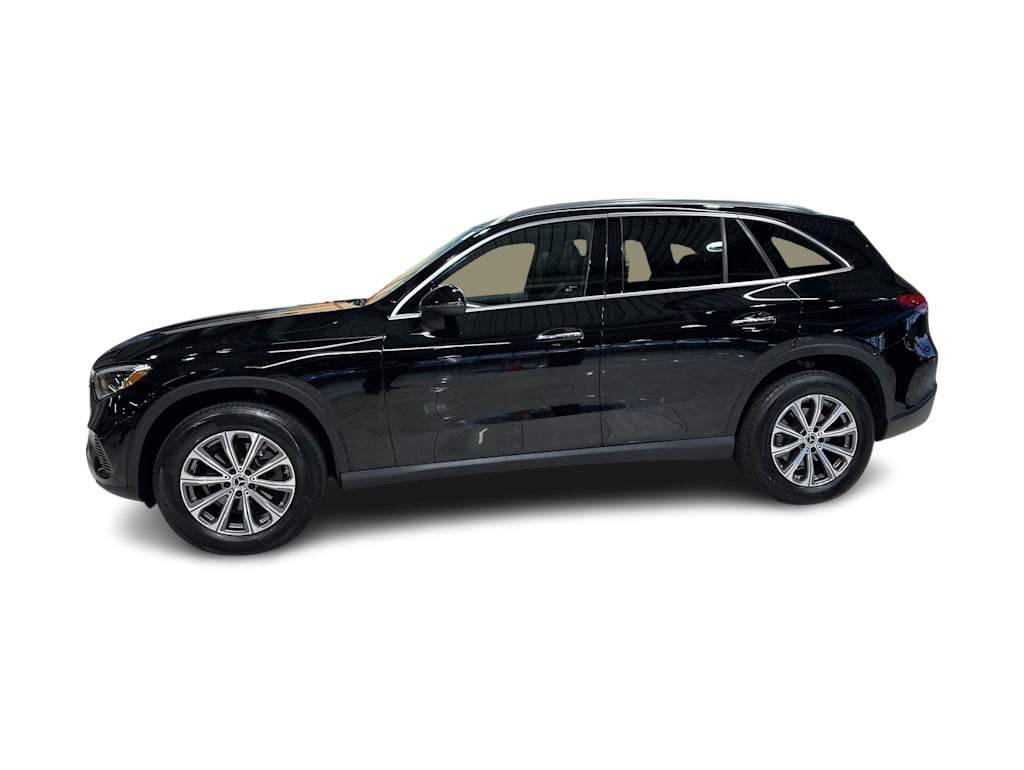 Thumbnail: 2026 Mercedes-Benz GLC - 27