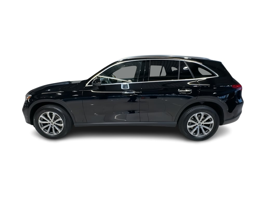 Thumbnail: 2026 Mercedes-Benz GLC - 20