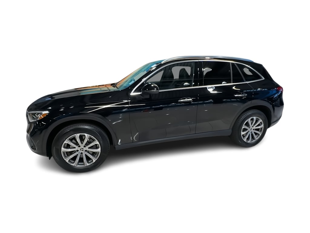 Thumbnail: 2026 Mercedes-Benz GLC - 3