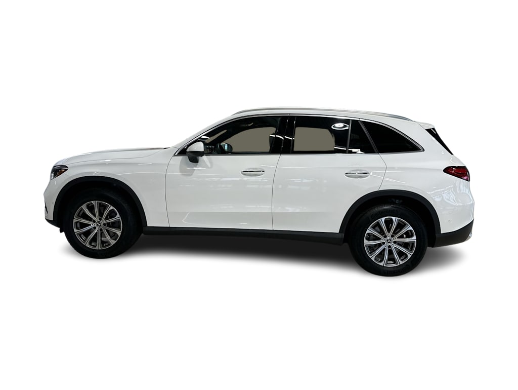 Thumbnail: 2026 Mercedes-Benz GLC - 30