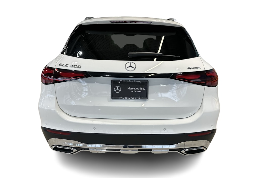 Thumbnail: 2026 Mercedes-Benz GLC - 31