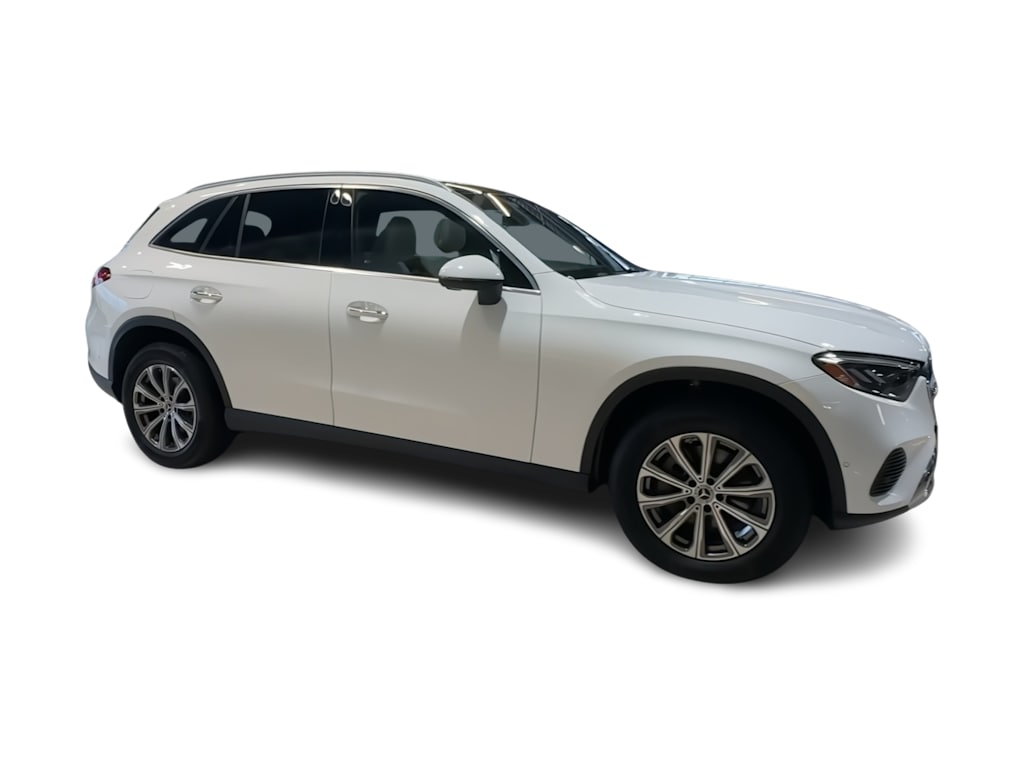 Thumbnail: 2026 Mercedes-Benz GLC - 29