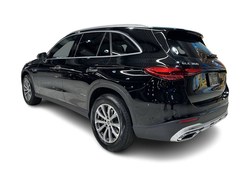 Thumbnail: 2026 Mercedes-Benz GLC - 28