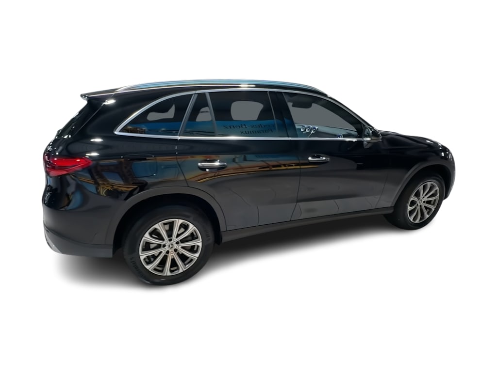 Thumbnail: 2026 Mercedes-Benz GLC - 24