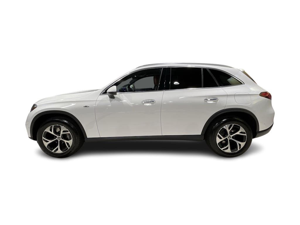 Thumbnail: 2025 Mercedes-Benz GLC - 27