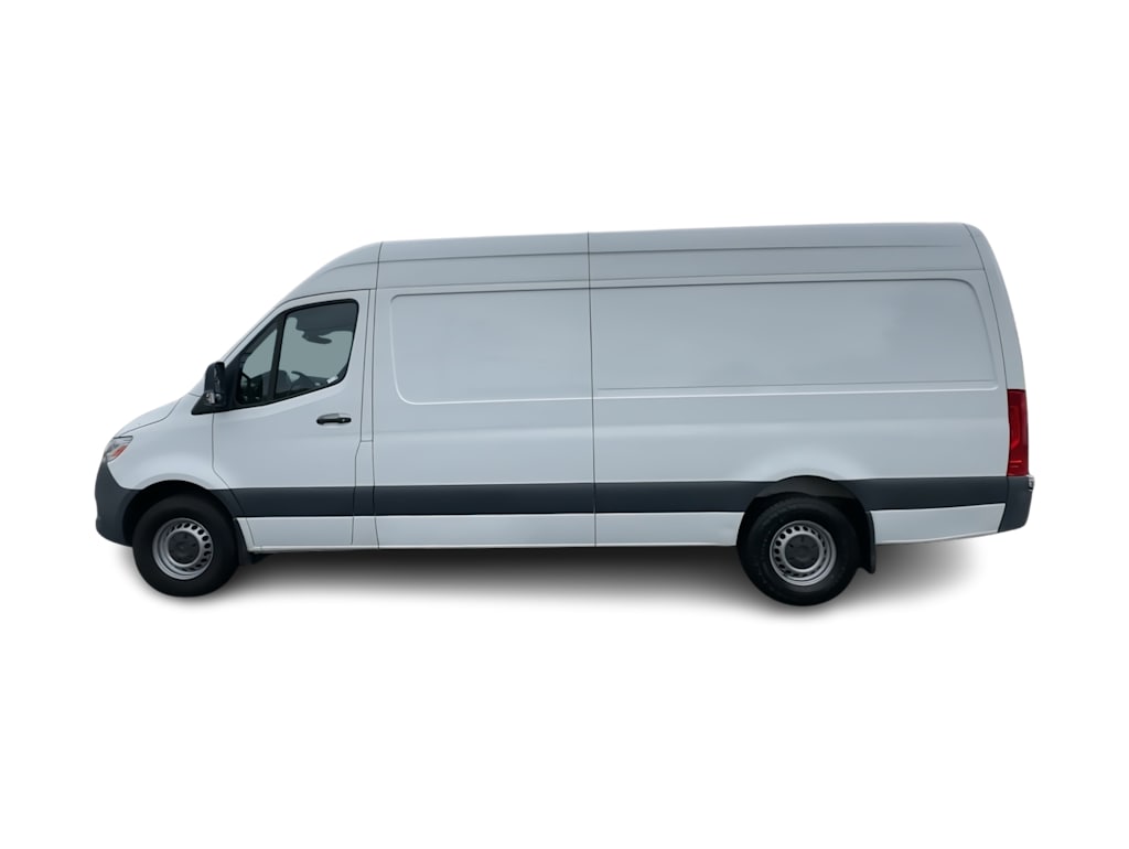 Thumbnail: 2023 Mercedes-Benz Sprinter - 3