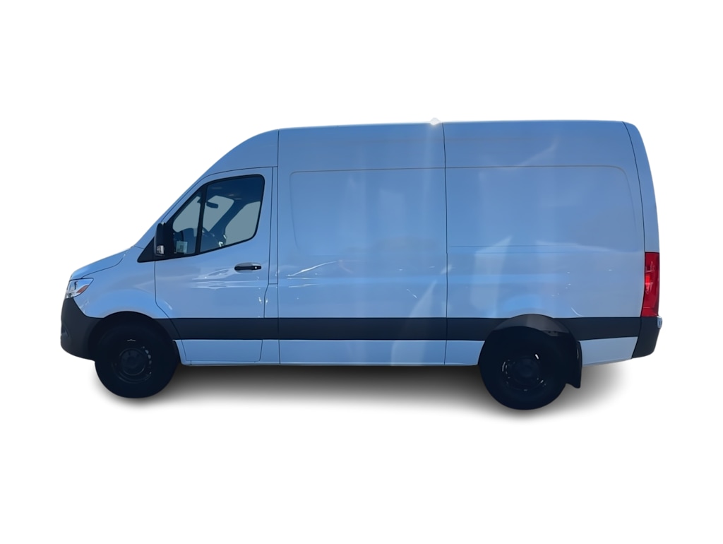 Thumbnail: 2025 Mercedes-Benz Sprinter - 21