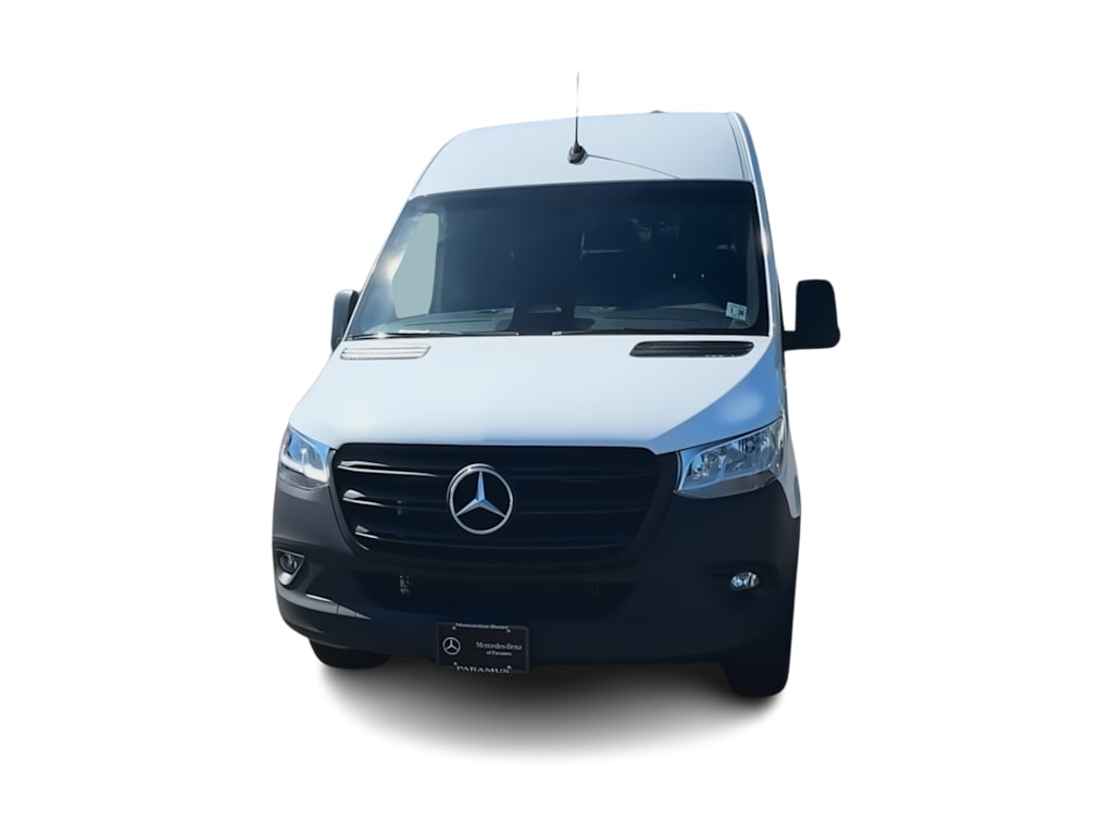 Thumbnail: 2025 Mercedes-Benz Sprinter - 19