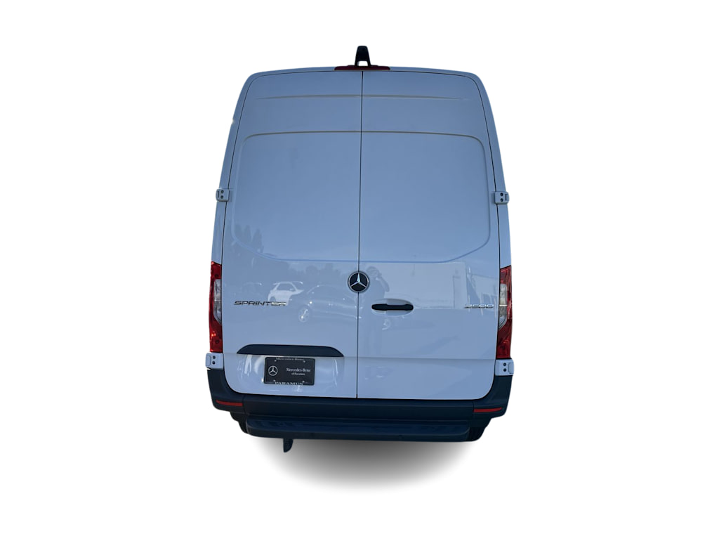 Thumbnail: 2025 Mercedes-Benz Sprinter - 5