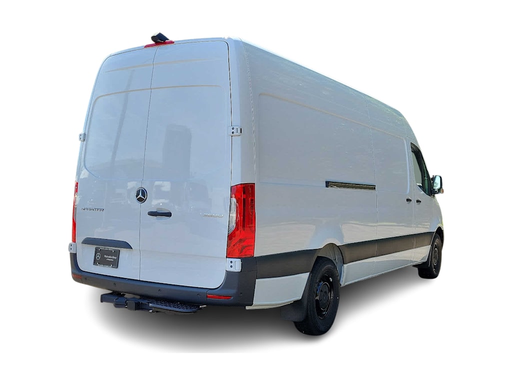 2024 Mercedes-Benz Sprinter 2500 9