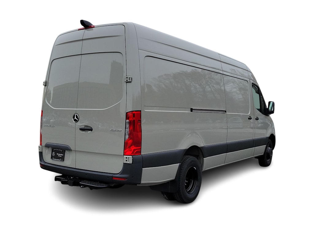 2024 Mercedes-Benz Sprinter 4500 21