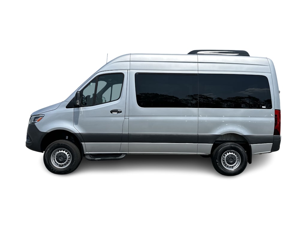 Thumbnail: 2024 Mercedes-Benz Sprinter - 29