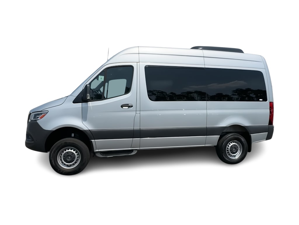 Thumbnail: 2024 Mercedes-Benz Sprinter - 22