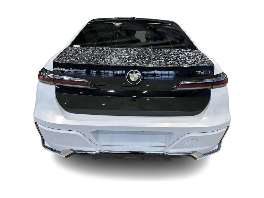 Thumbnail: 2024 BMW 7 Series - 29