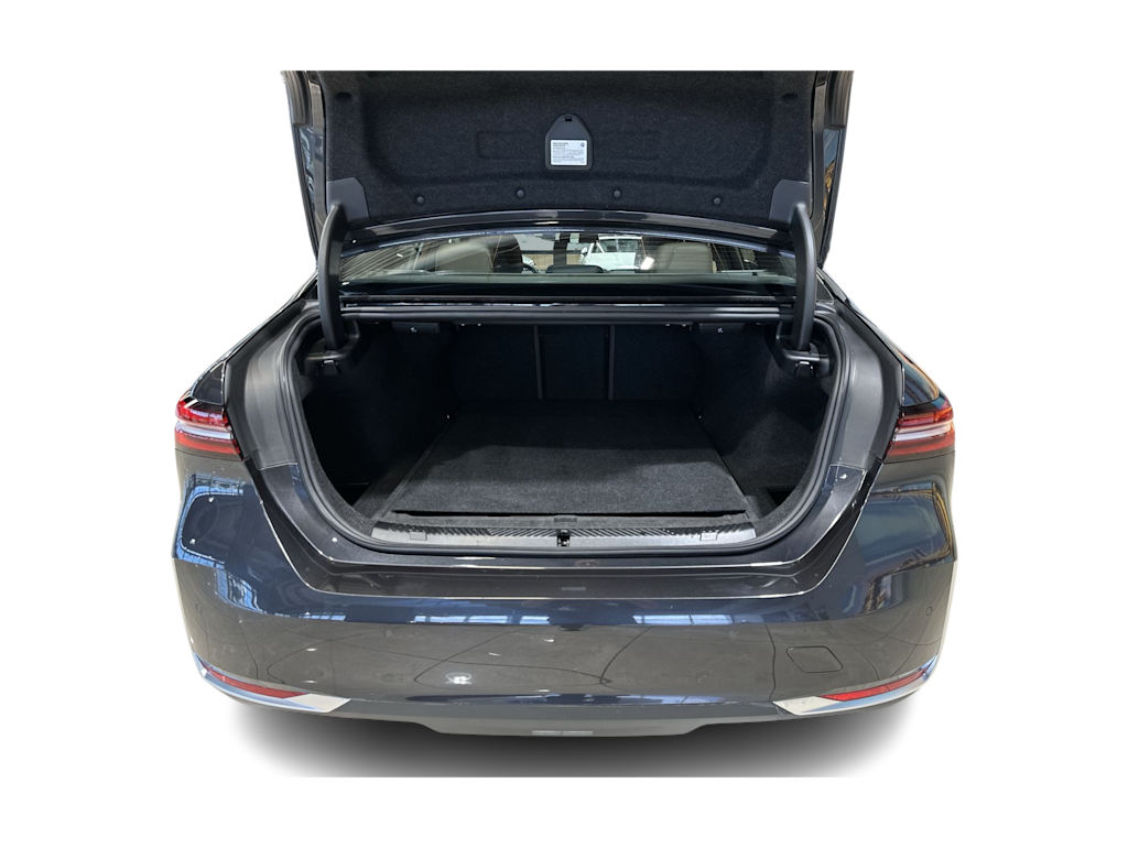 Thumbnail: 2024 BMW 5 Series - 15