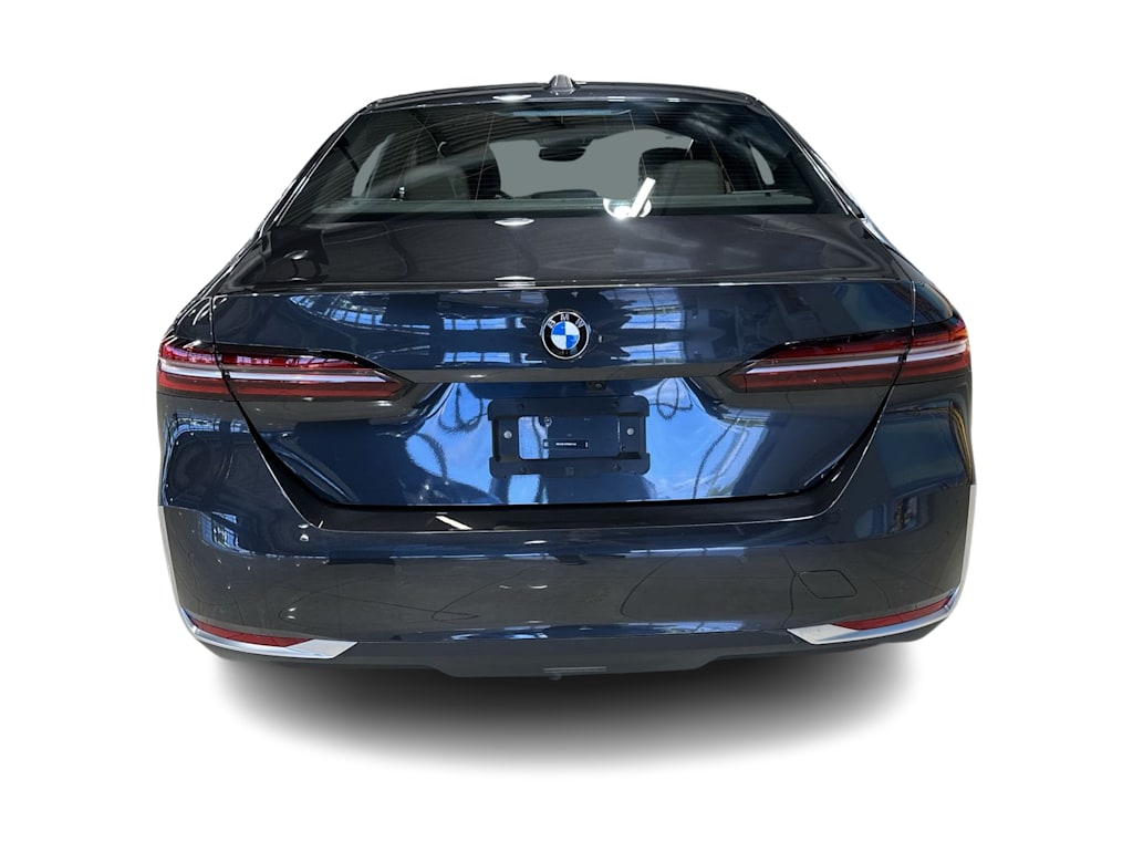 Thumbnail: 2024 BMW 5 Series - 5