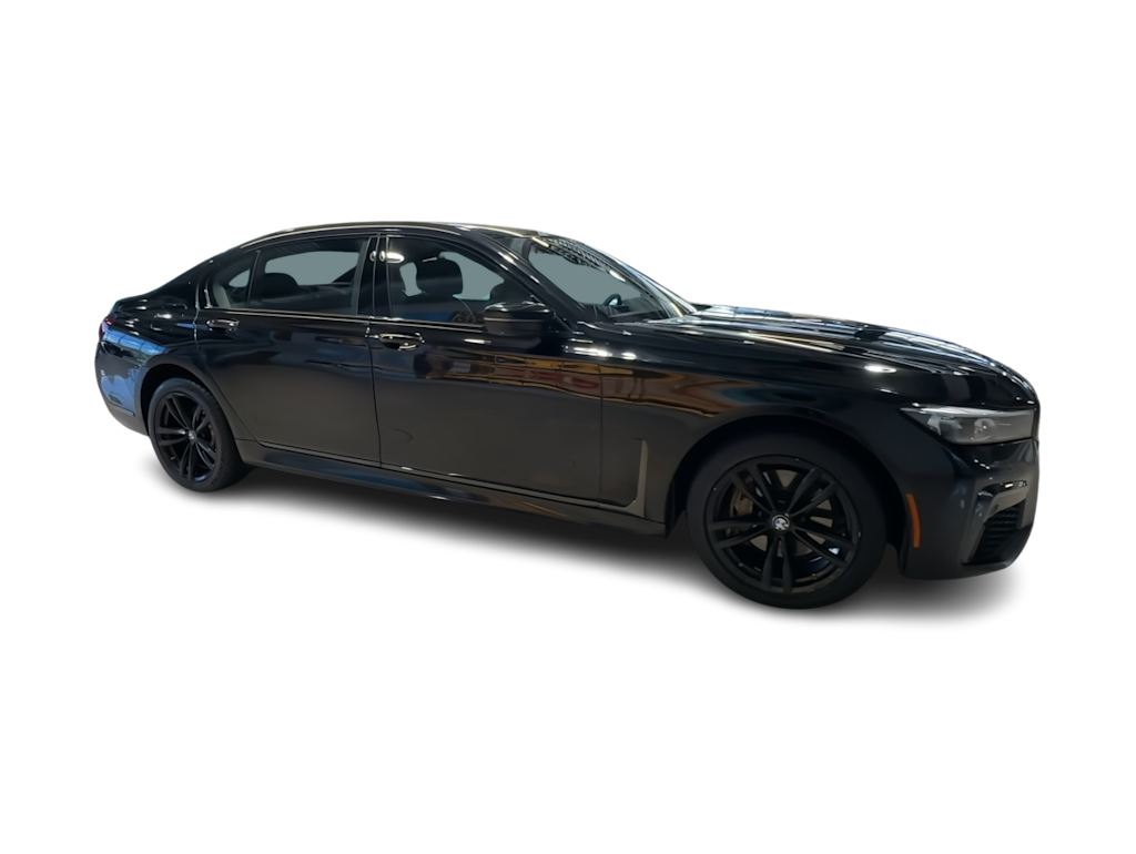 Thumbnail: 2022 BMW 7 Series - 29
