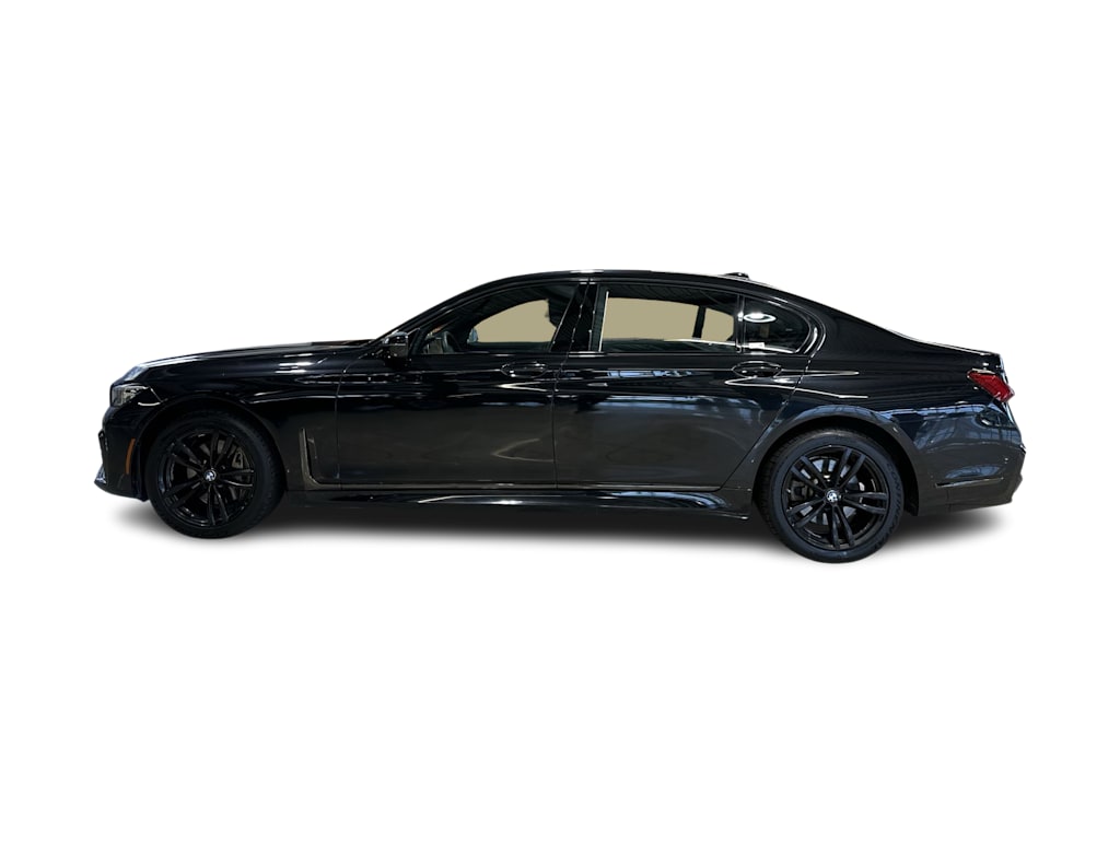 Thumbnail: 2022 BMW 7 Series - 30