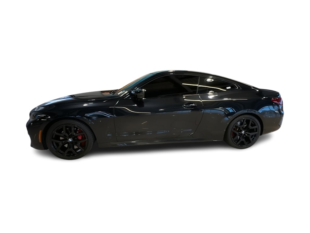 Thumbnail: 2025 BMW 4 Series - 3