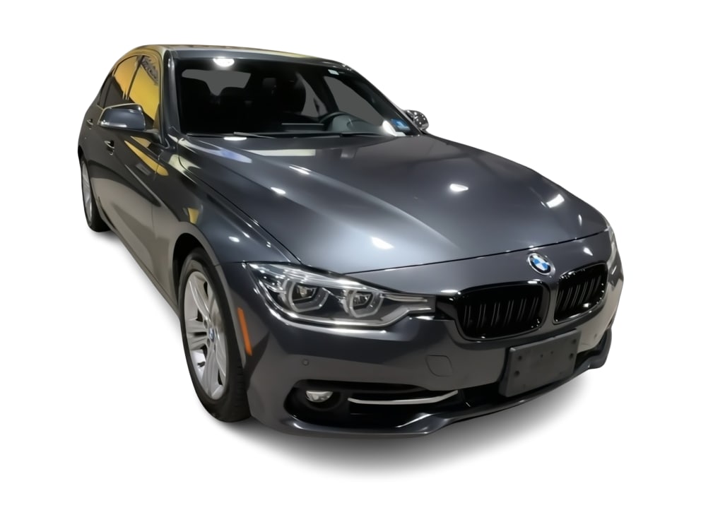 Thumbnail: 2016 BMW 3 Series - 22