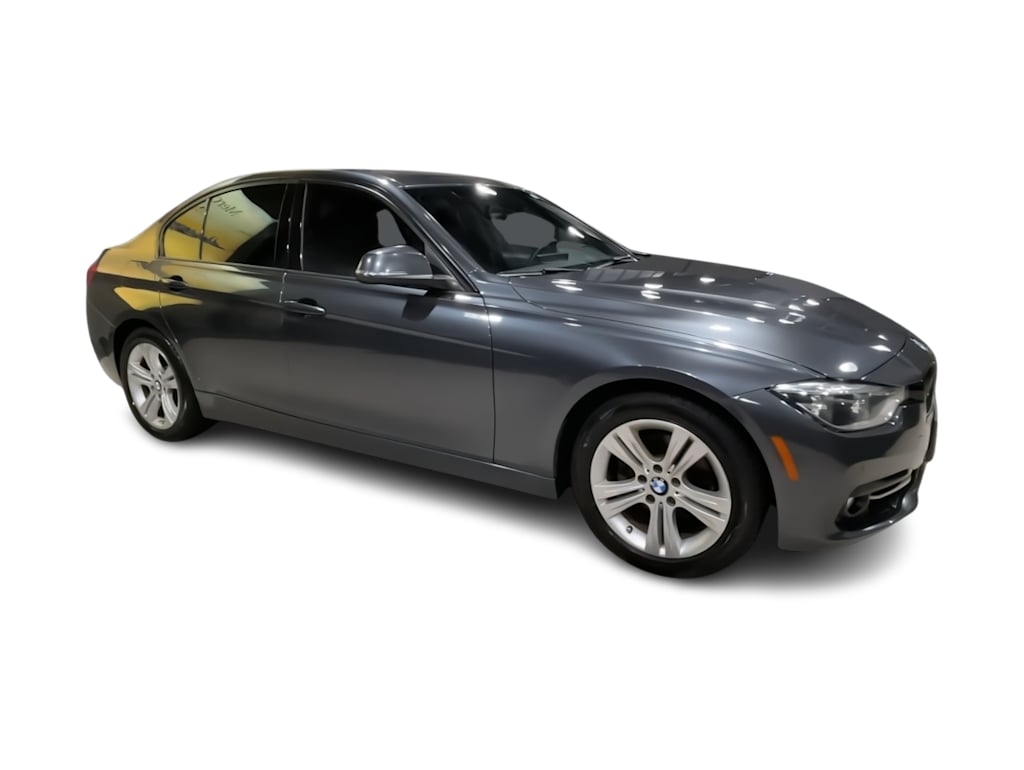 Thumbnail: 2016 BMW 3 Series - 21
